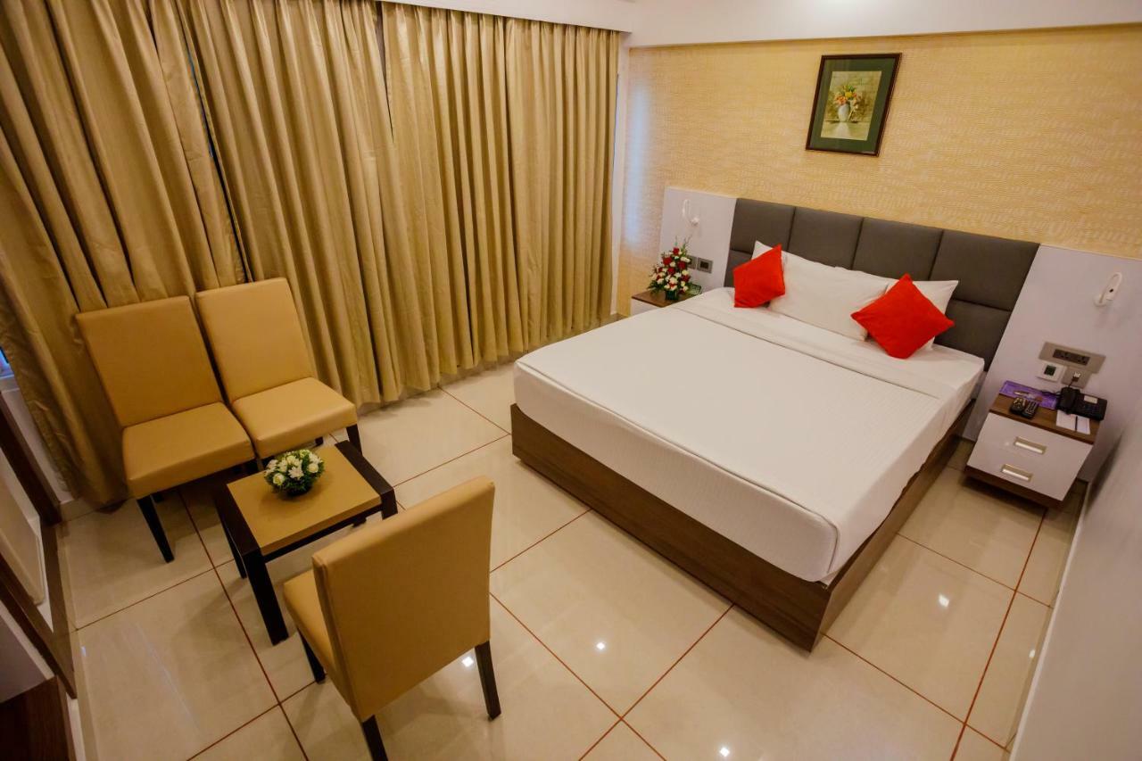 The Renai Cochin Hotel Kochi Luaran gambar